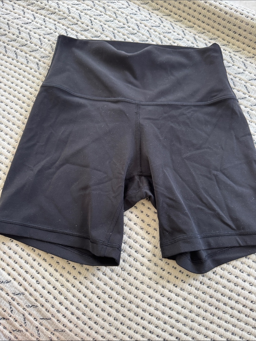 Lululemon Align Black High-Rise Shorts 6” Size 6 - Picture 2 of 3